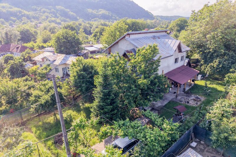 Valeni de Munte,  Fagetu, vila 5 camere, 160mp utili, curte 850mp
