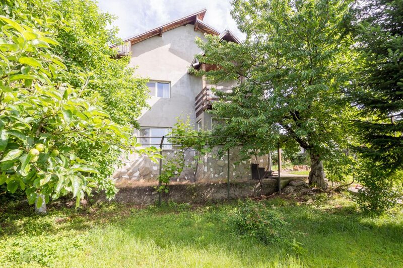 Valeni de Munte,  Fagetu, vila 5 camere, 160mp utili, curte 850mp